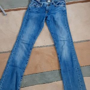 Nice pair of lucky brand jeans